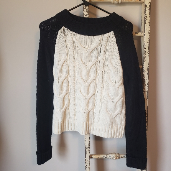 NWT TopShop Black and White Cable Knit Sweater, Size 6 - Picture 5 of 8